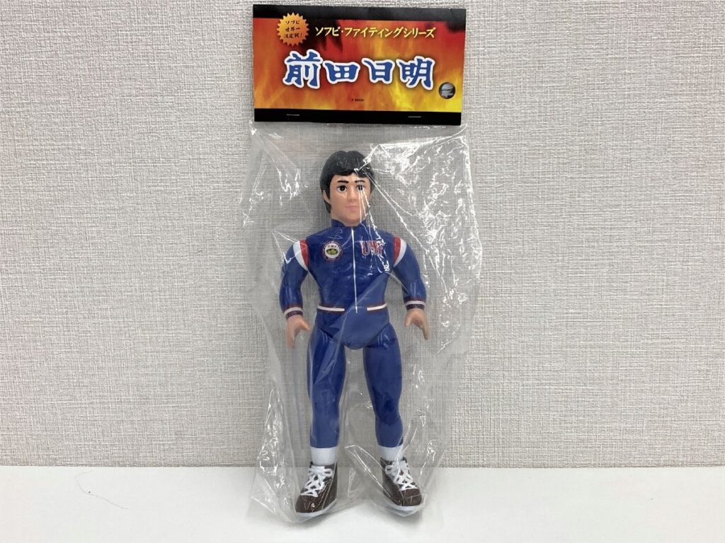 メディコム・トイ ソフビファイティングシリーズ 前田日明 U.W.F.ジャージ版