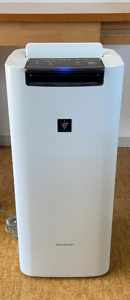 SHARP シャープ 加湿空気清浄機 床置型 KI-JS40-W 2019年製 プラズマクラスター25000