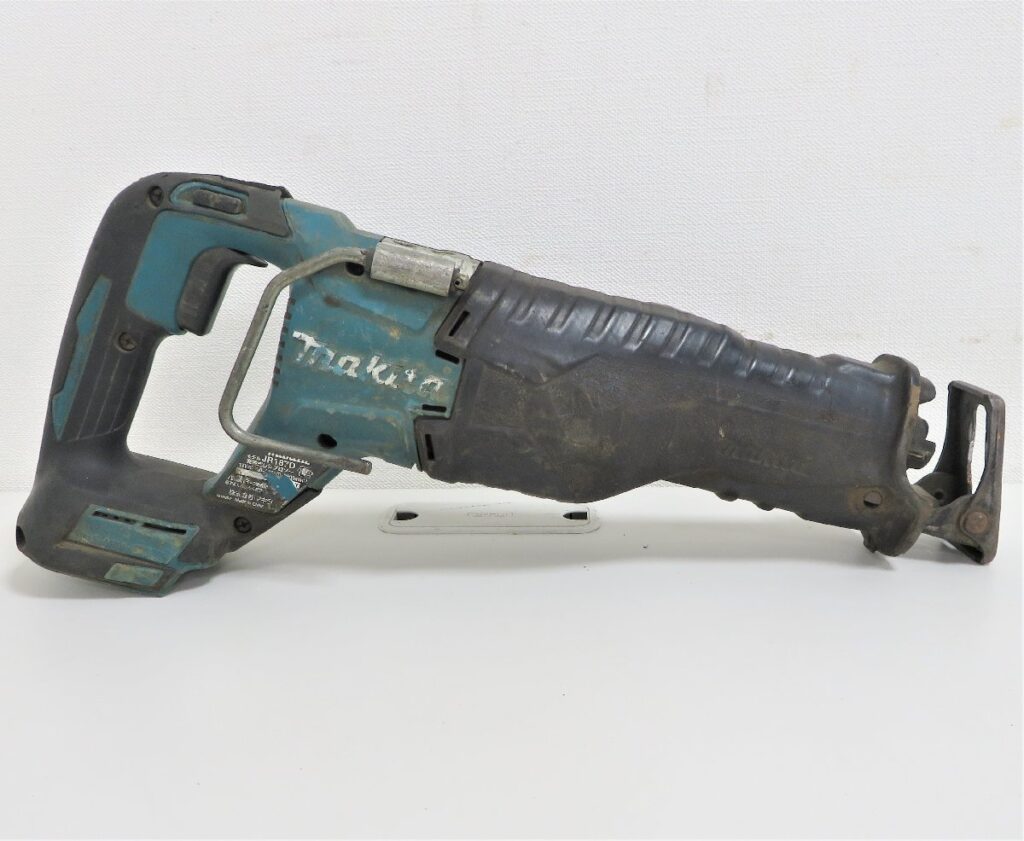 makita マキタ 充電式レシプロソー JR187D 電動工具 本体のみ　バッテリー付属なし