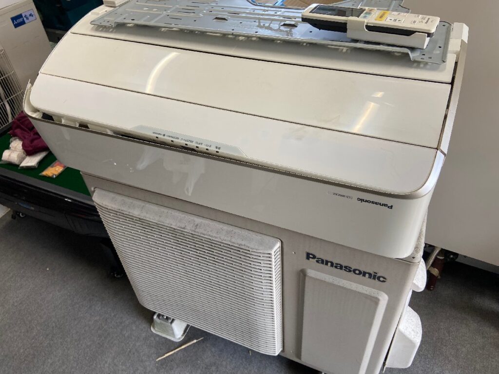 anasonic パナソニック ルームエアコン CS-806CX2-W 26畳用 2015年製