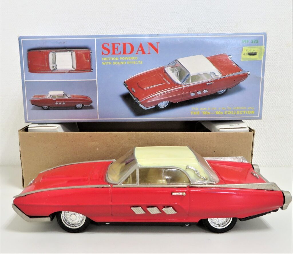 ブリキ玩具 ミニカー セダンMF333 VOITURE フリクションカー 箱あり 全長：約27cm