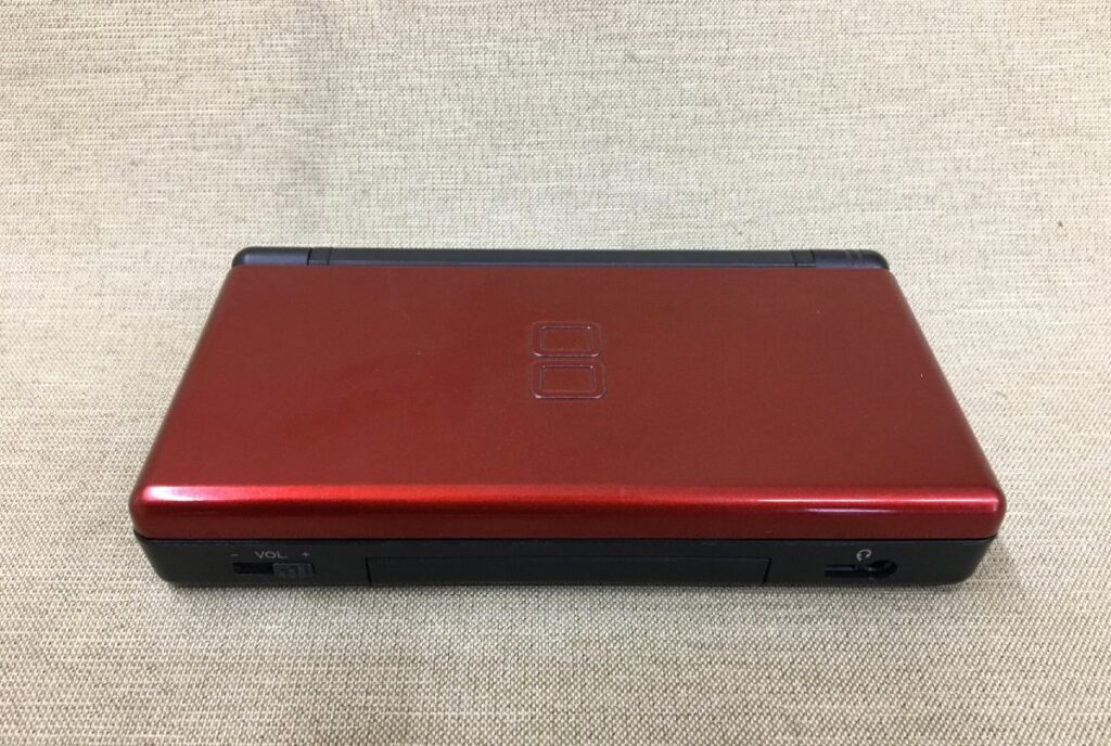 ニンテンドーDS Lite 本体 ブラック レッド 赤 タッチペン 任天堂 DSライト　USG-001