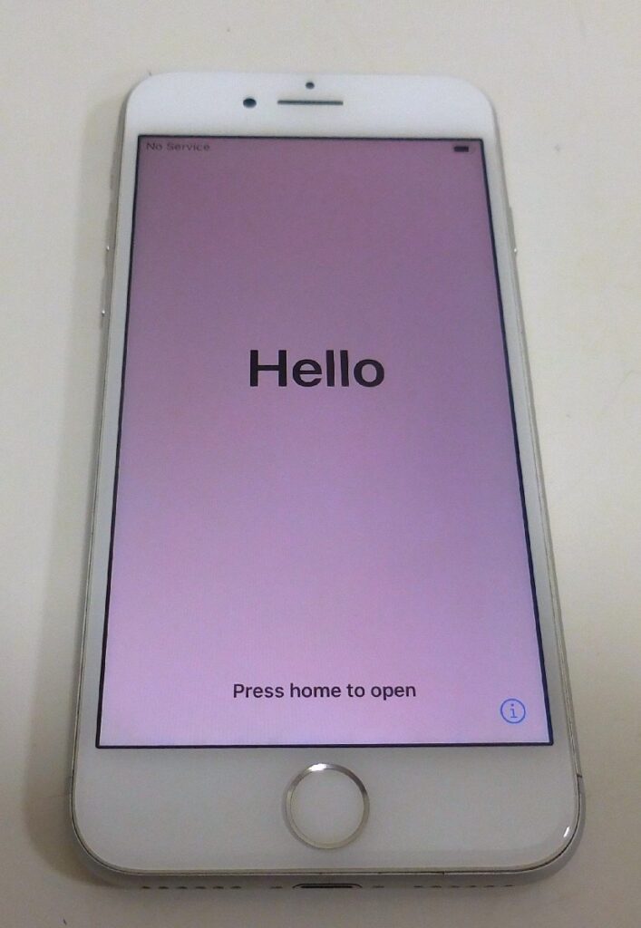 iPhone8 アイフォン8 64GB ホワイト 初期化済み SIMフリー 通電確認済み