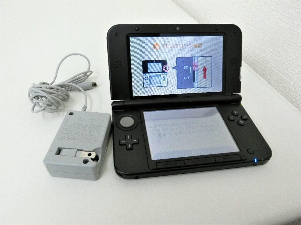 Nintendo ニンテンドー 3DSLL SPR-001 本体 初期化済み
