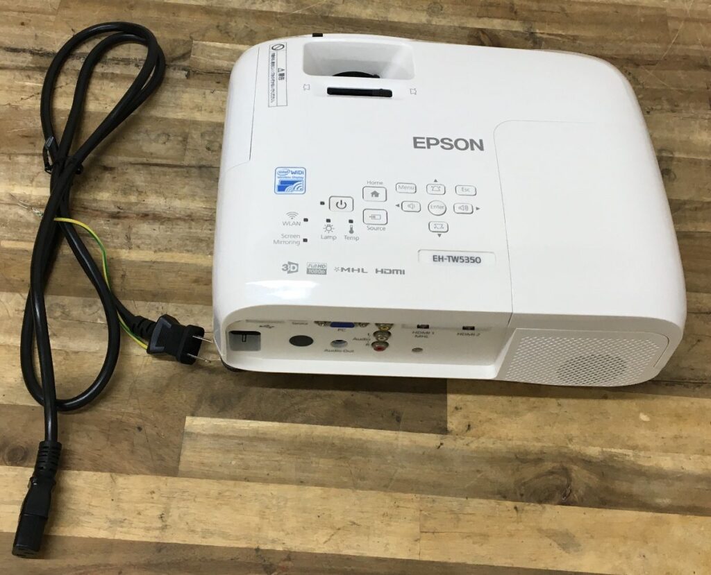 EPSON エプソン LCD PROJECTOR EH-TW5350 H709D プロジェクター 映像機器 ホワイト 本体