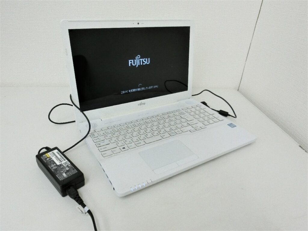 FUJITSU LIFEBOOK AH53/A3 FMVA53A3W Core i7 6700HQ メモリ8GB 初期化済み