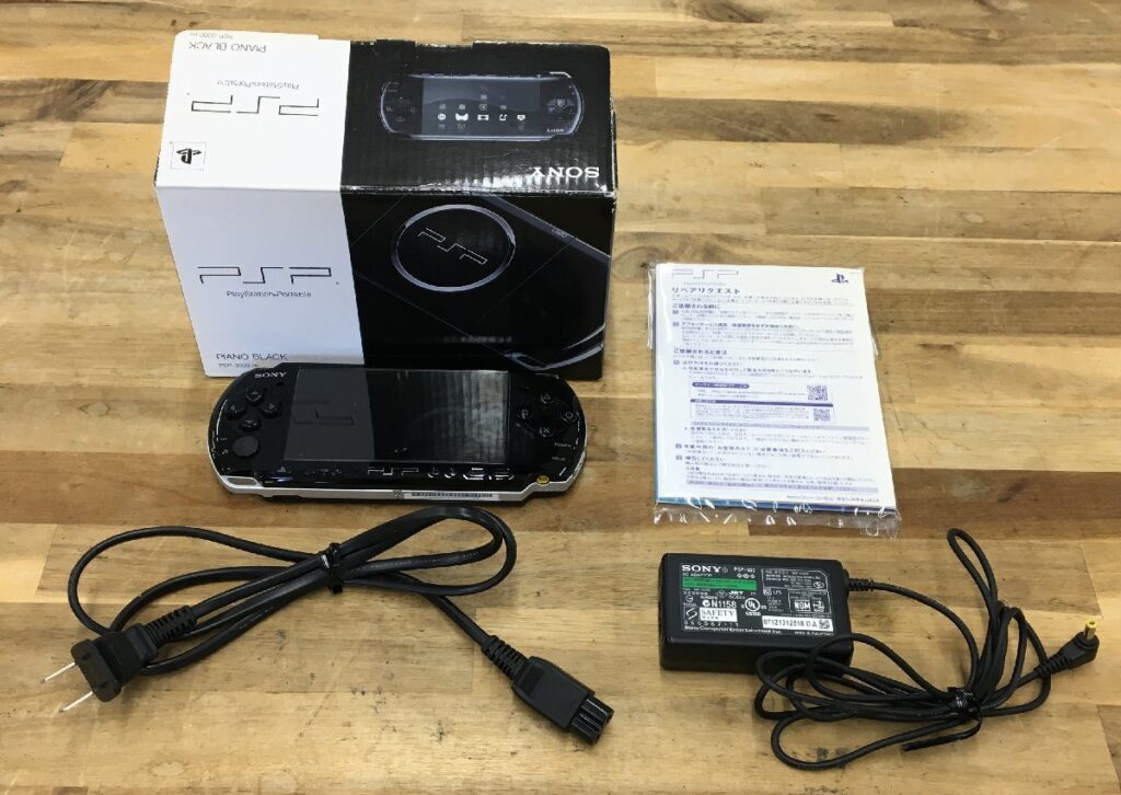 SONY ソニー PSP PSP-3000PB プレイステーションポータブル ゲーム ゲーム機 本体 PIANOBLACK 初期化済み