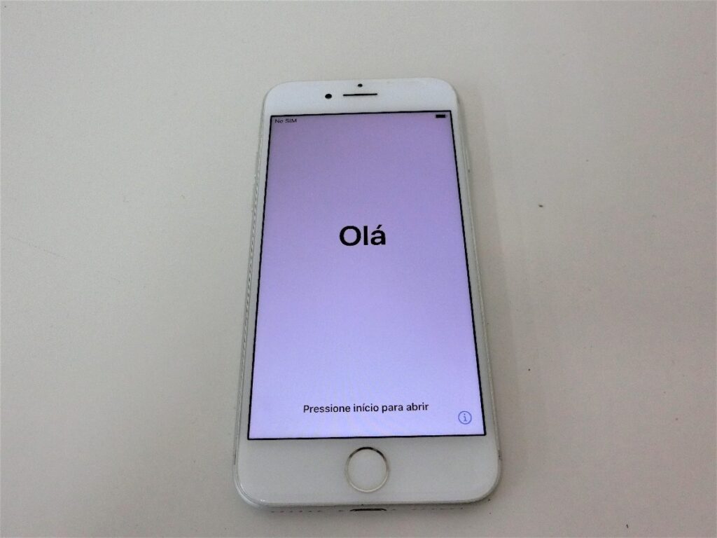 Apple iPhone7 A1779 32GB スマートフォン simロックあり 初期化済み