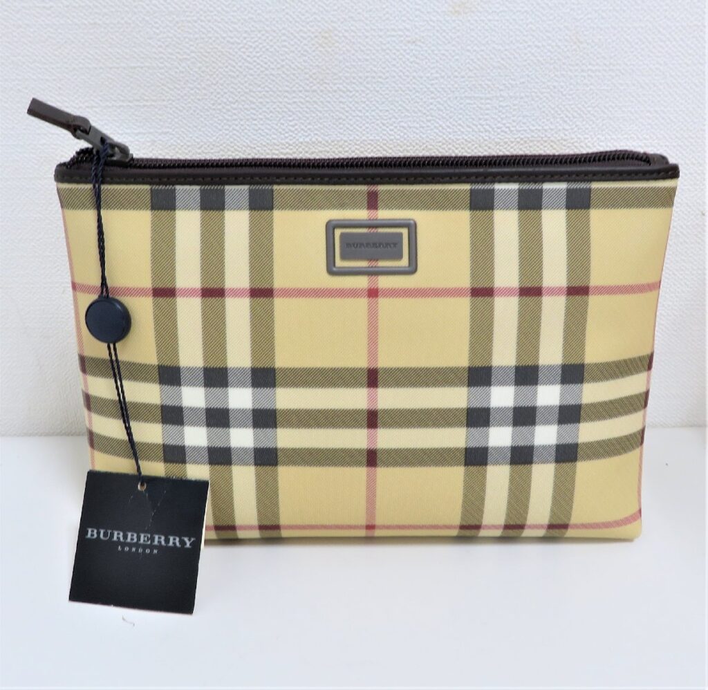 BURBERRY バーバリーノバチェック ポーチ　メイクポーチ　タグ付き