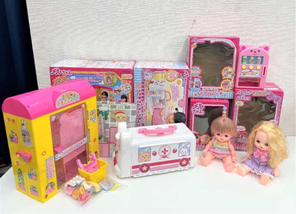 メルちゃん リリィちゃん 自動販売機/救急車/スーパーマーケット まとめ売り おままごと
