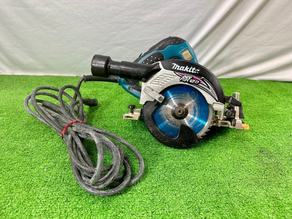 makita マキタ 125mm 内装マルノコ モデル5241 丸のこ 小型 電動工具 動作確認済み