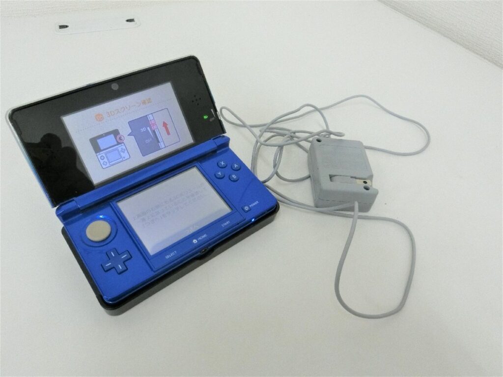 任天堂 ニンテンドー3DS 本体 CTR-001 初期化済み