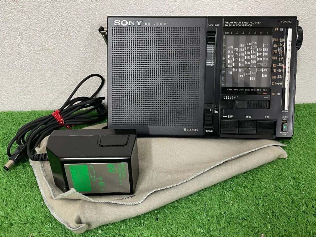 SONY ソニー ラジオ ICF-7600A/FM/MW/SW 9バンド レトロ アンティーク 通電