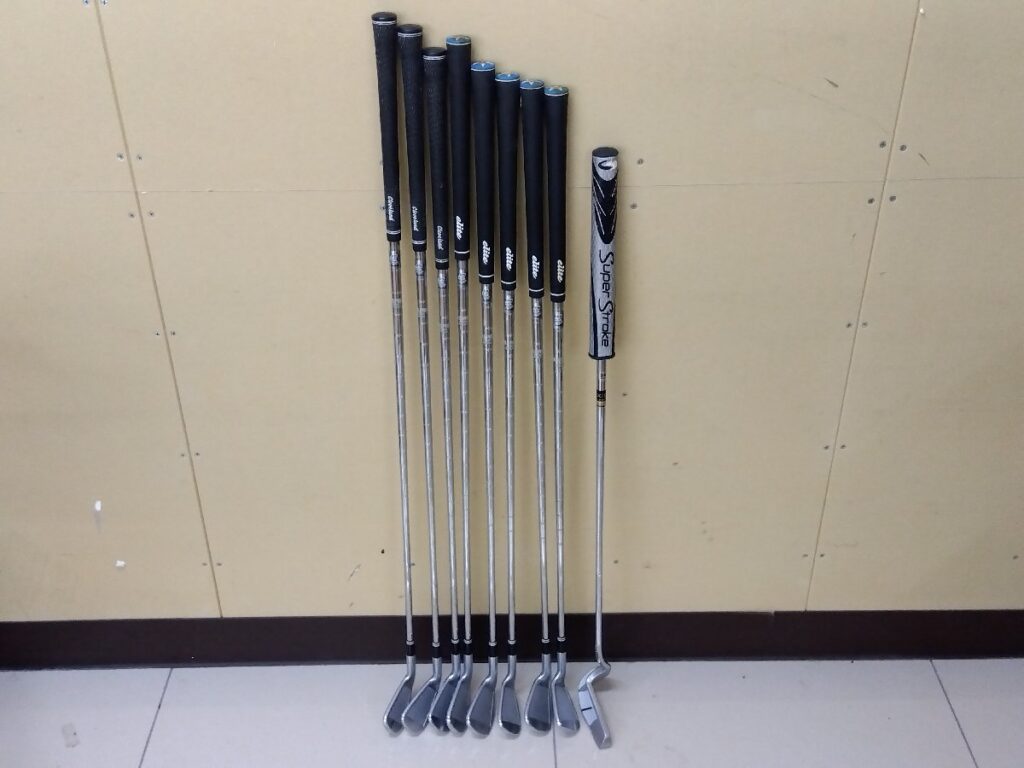 Cleveland CG2J CMM アイアンセット 3～9,P 右利き用/Super Stroke　AXIS1 パター/9本セット