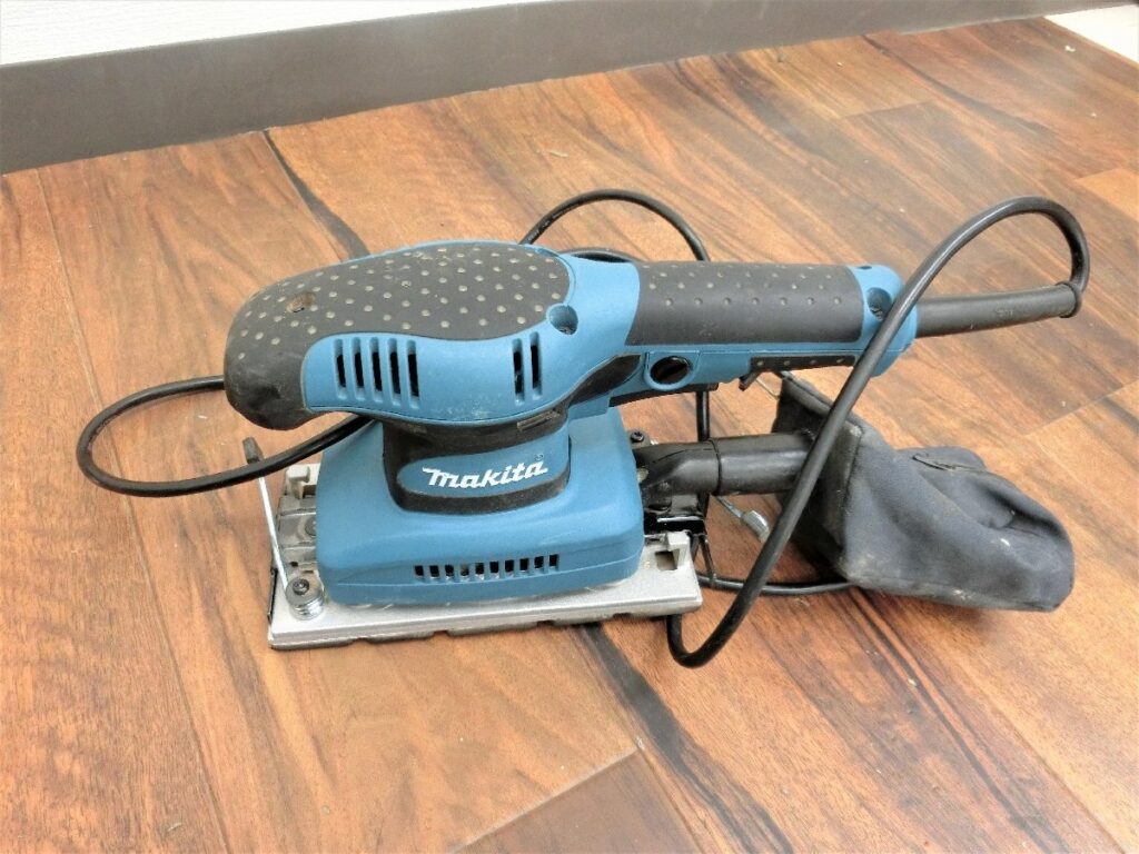 makita マキタ 仕上げサンダ BO3710