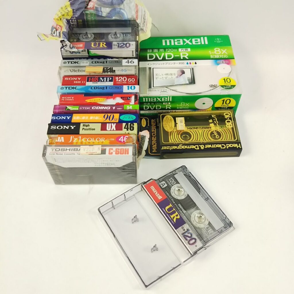 大量 ほぼ未使用 カセットテープなど 記録媒体いろいろまとめて DVD-Rなど