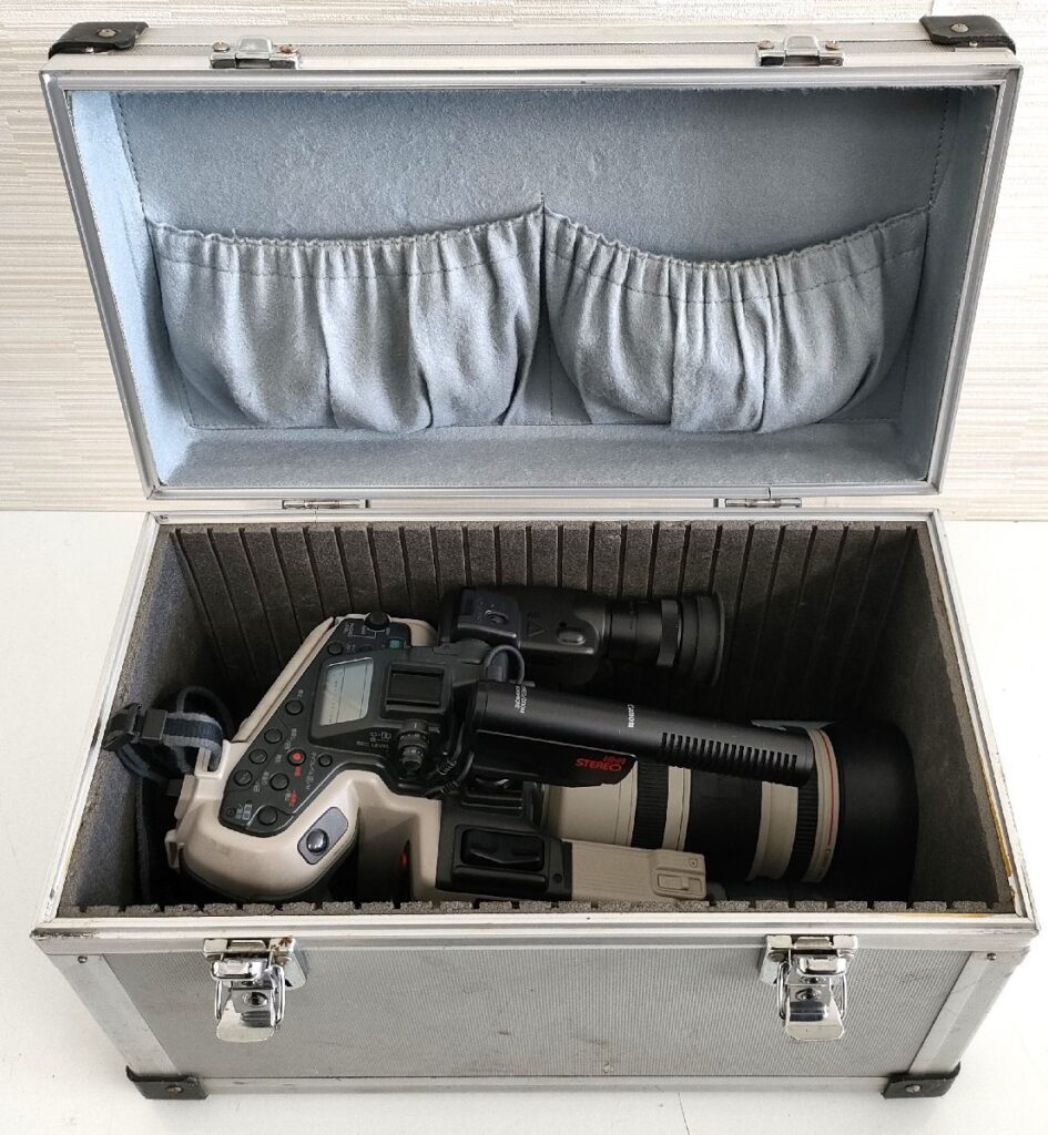 Canon キャノン LX-1 8mm ビデオカメラ Hi8