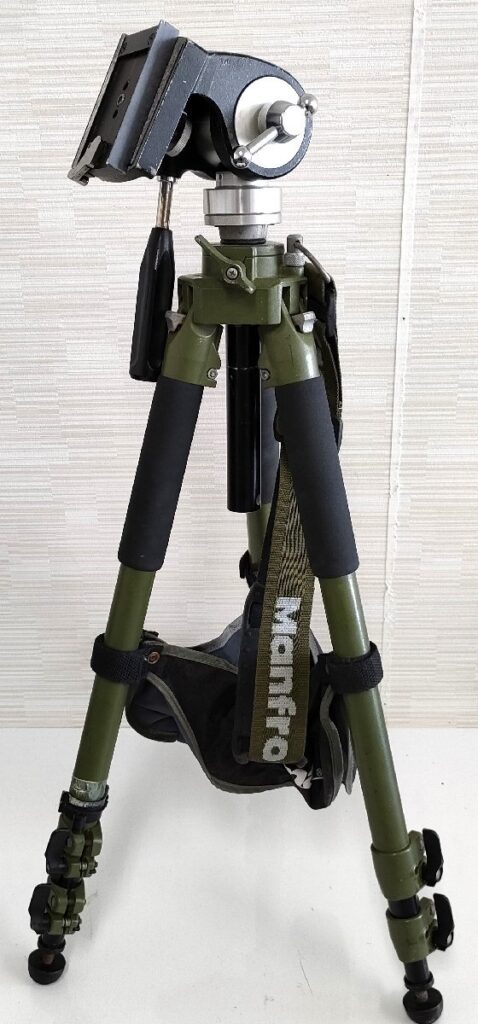 三脚 Manfrotto 055NAT 雲台 SLIK