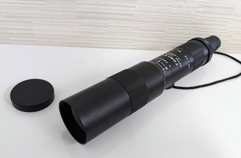 Tomyell Super Zoom Z50 10-30x50mm 単眼鏡