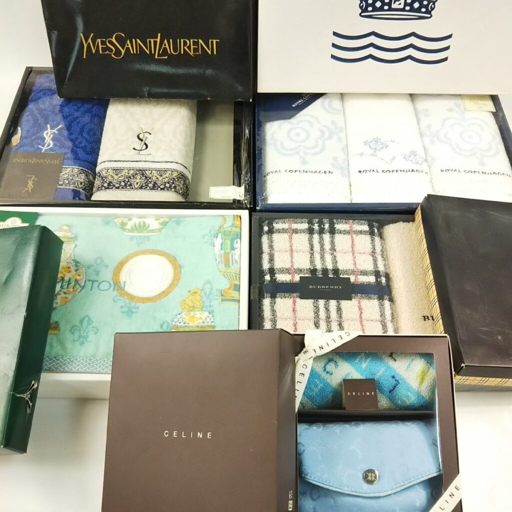 未使用 未開封 ブランド タオルまとめ セリーヌ/バーバリーなど フェイスタオル バスタオル