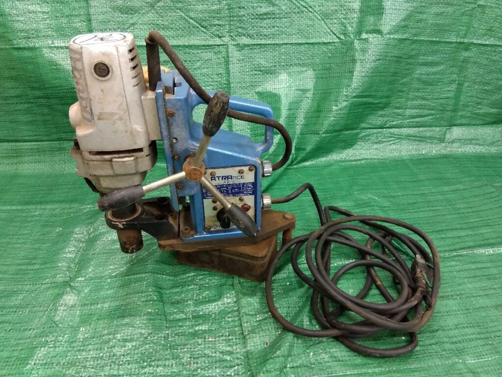 日東工器 ATRA ACE アトラエース AR-3000 携帯式磁気応用穴開け機