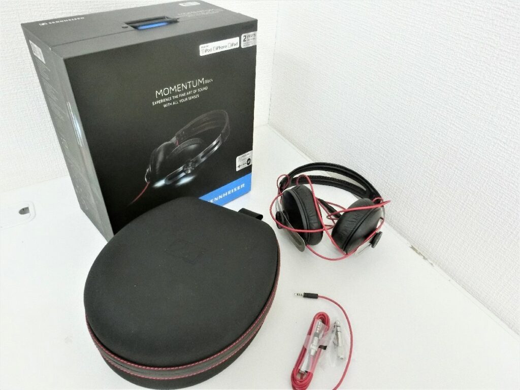 SENNHEISER MOMENTUM Black ダイナミック密閉型ヘッドフォン ゼンハイザー