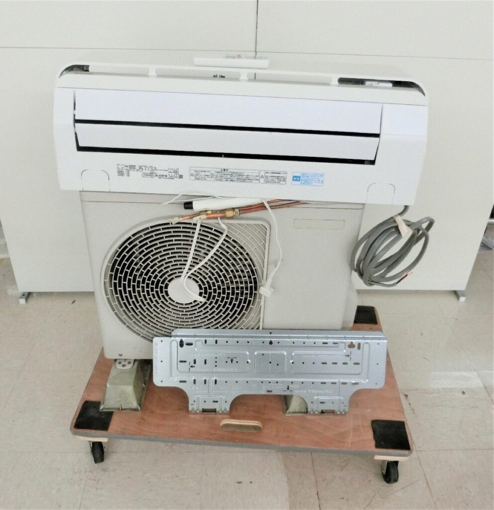 東芝 ルームエアコン RAS-E225PY 2018年製 室外機 RAS-E225APY