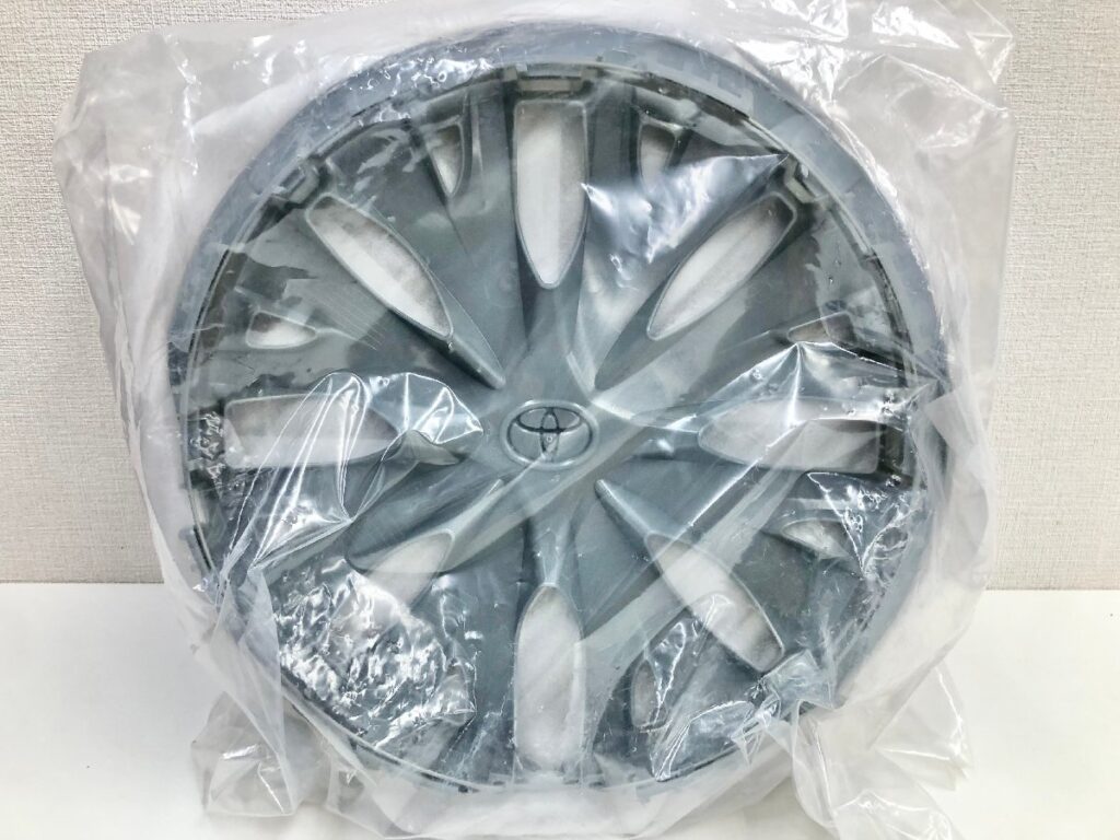 TOYOTA トヨタ ヤリス ホイール キャップ カバー 42602-K0020 カー用品