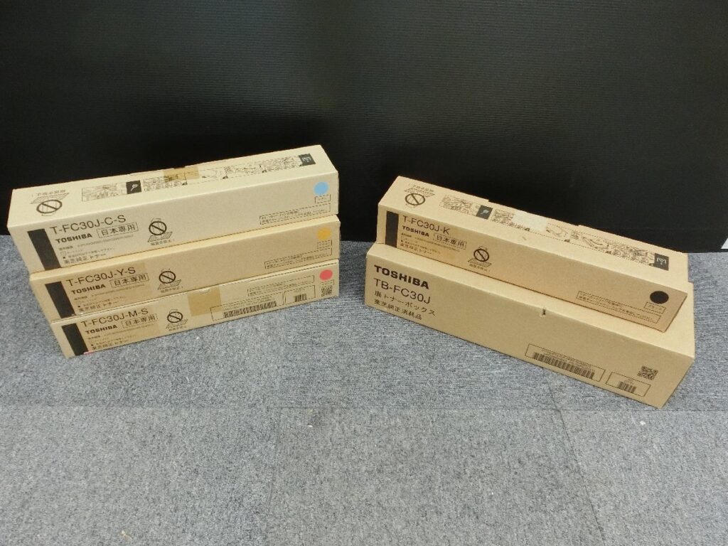 TOSHIBA/東芝 純正トナー （未開封）T-FC30J C/Y/M （開封済み）T-FC30J-K /トナー