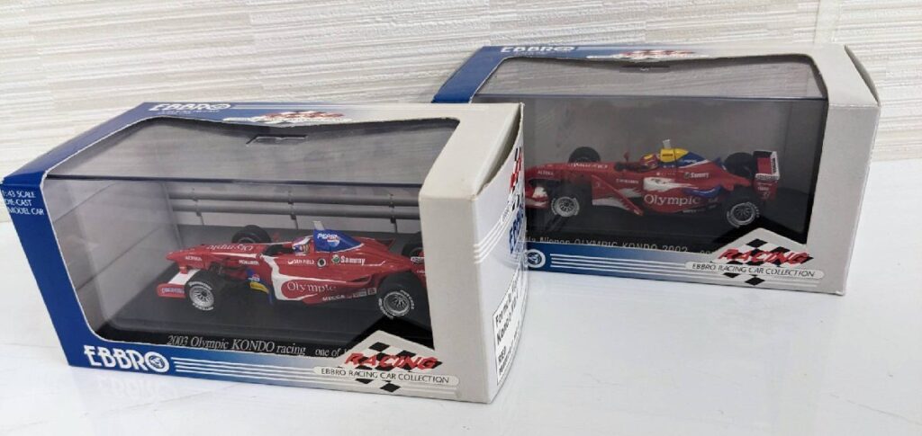 EBBRO 1/43 ミニカー Formula Nippon Kondo No,4 red + Formula Nippon '02 Olympic Kondo Racing Team red