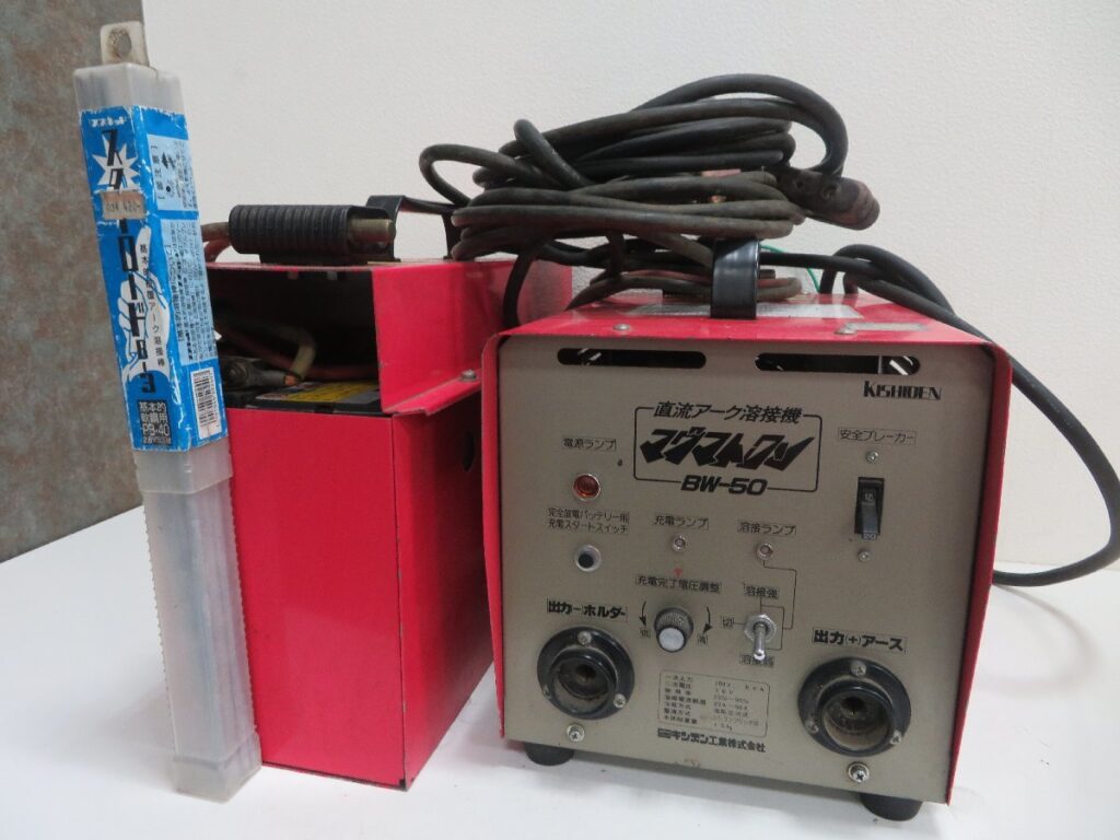 バッテリー溶接機 バッテリー キシデン工業株式会社 直流アーク溶接機 マグマトロン BW-50 動作未確認