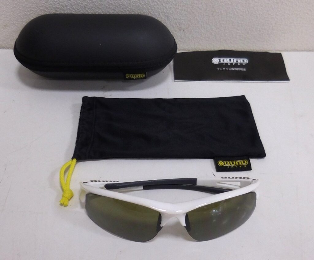 QUAD White クアッド ホワイト サングラス 日本製 ケース付き