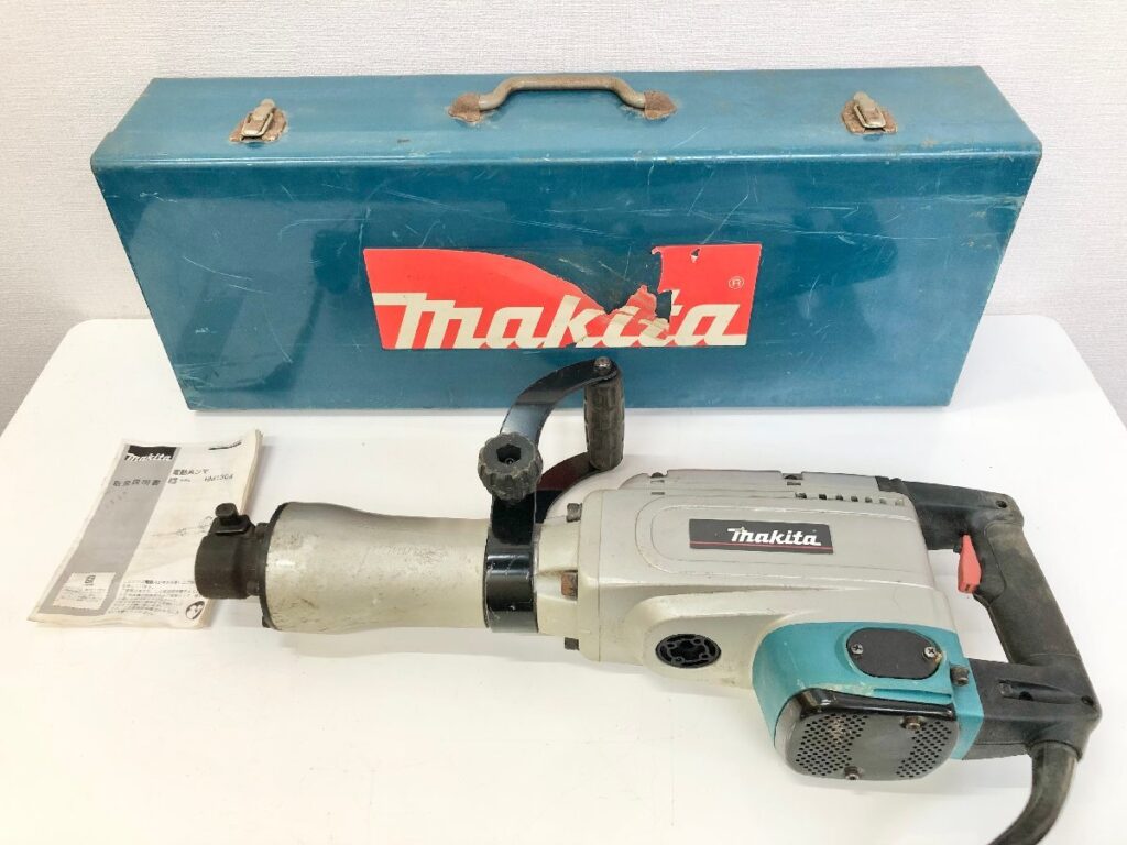 makita マキタ 電動ハンマ HM1304 電動工具 ケース 取扱説明書付き 工具