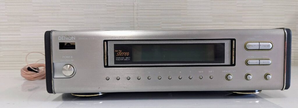 DENON デノン TU-7.5E FM/AMチューナー 音響機器 通電のみ確認済み