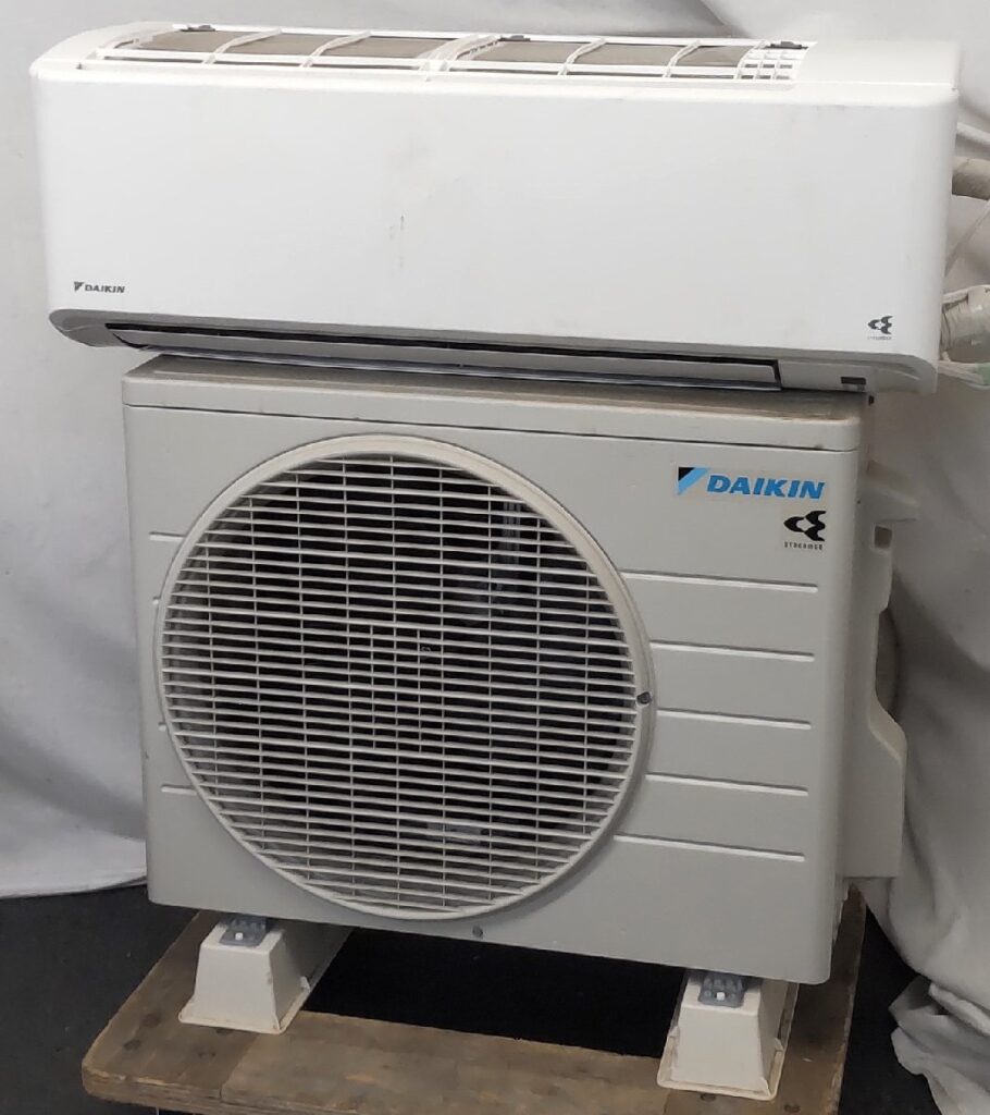 ジャンク DAIKIN ダイキン ルームエアコン Fシリーズ 内機/AN36YFS-W 外機/AR36YFS 2021年製 現状品