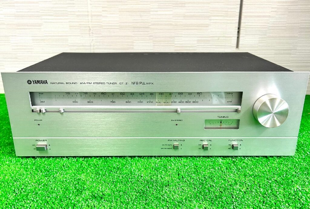 YAMAHA☆FM/AM STEREO TUNER☆MODEL CT-ZI