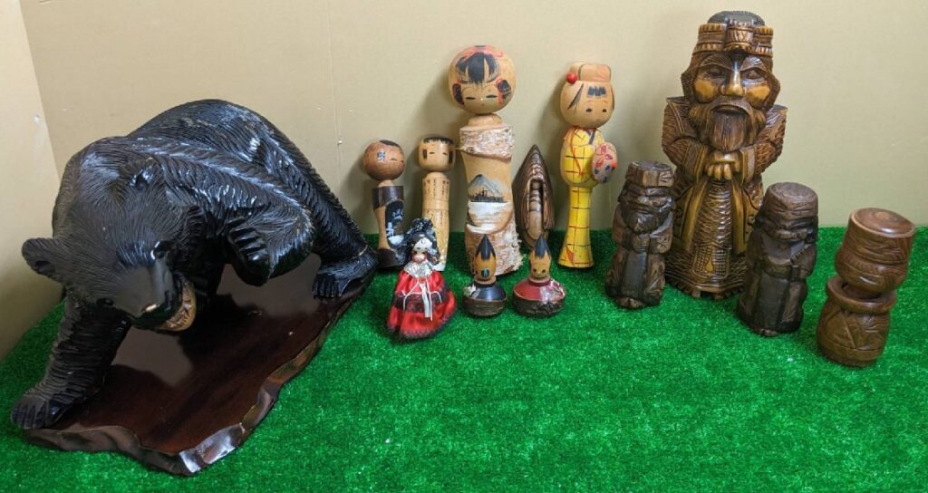 木彫り製品まとめ売り こけし 木彫りのくま 郷土品 置物