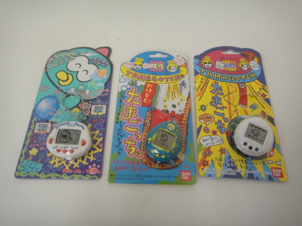 たまごっち TAMAGOTCH BANDAI バンダイ 初代等 計３台