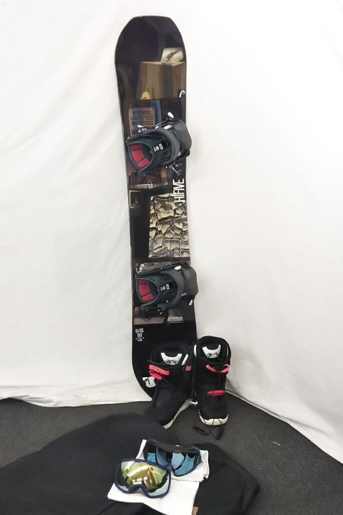 head HI-FIVE スノーボードセット 板 ブーツ ゴーグル OAKLEY オークリー 全長約150cm ソフトケースつき