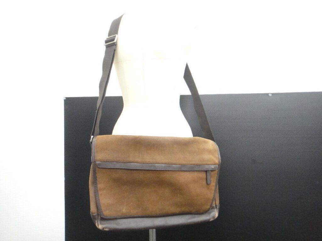 COACH コーチ ショルダーバッグ バッグ E1361-F70924