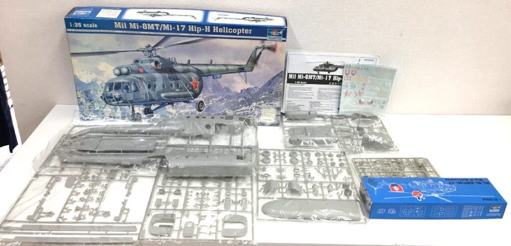 TRUMPETER トランぺッター 1/35 Mil Mi-8MT/Mi-17 Hip-H Helicopter