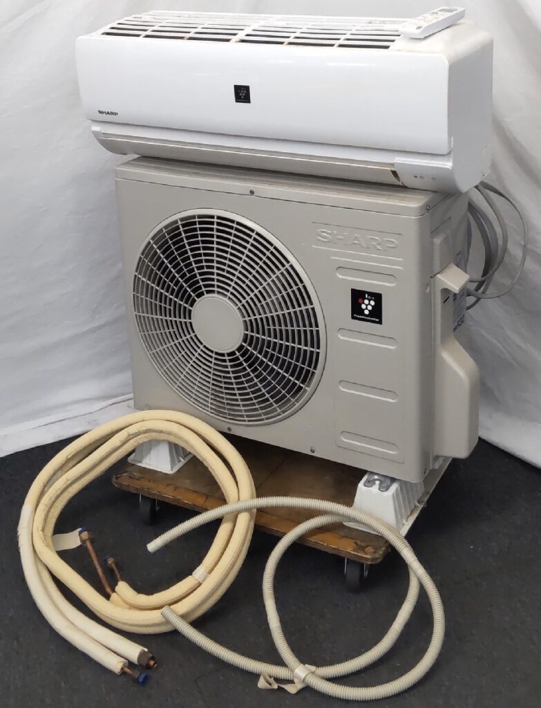 ジャンク SHARP シャープ ルームエアコン 内機/AU-P22TD 外機/AU-P22TDY 2022年製 現状品