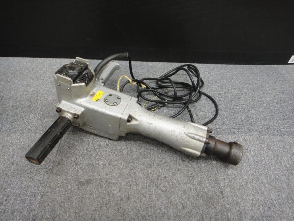 MAKITA マキタ 電動ハンマ 8600S 工具 100V 簡易動作OK