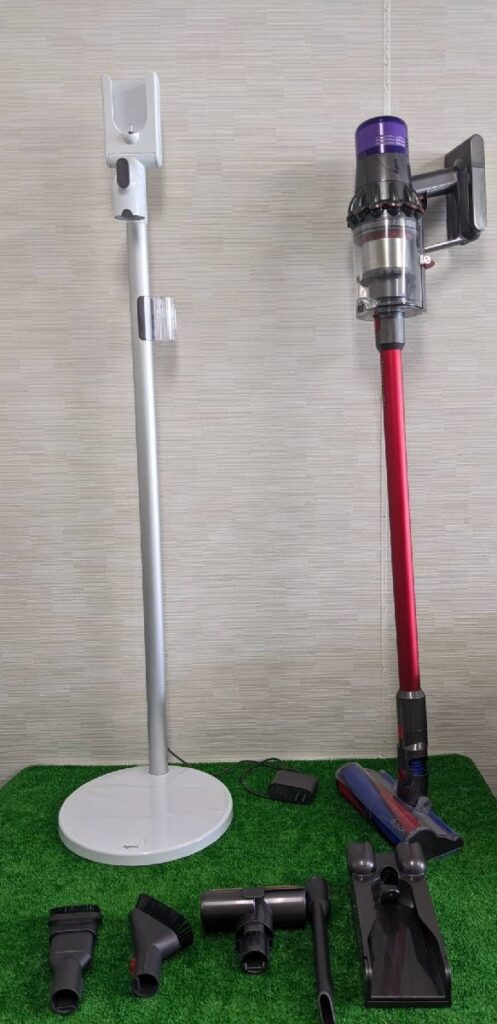 dyson SV14 コードレスクリーナー サイクロン式 充電ドッグ付 掃除機