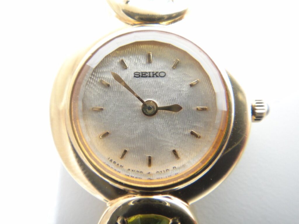 SEIKO セイコー 腕時計 4N20-003A