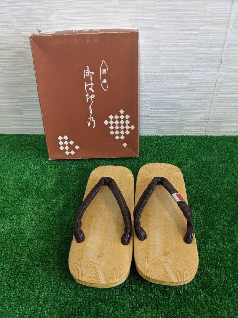 祇園履 草履 雪駄 トカゲ 高級 牛皮 ５枚通し サイズ：男大 箱あり