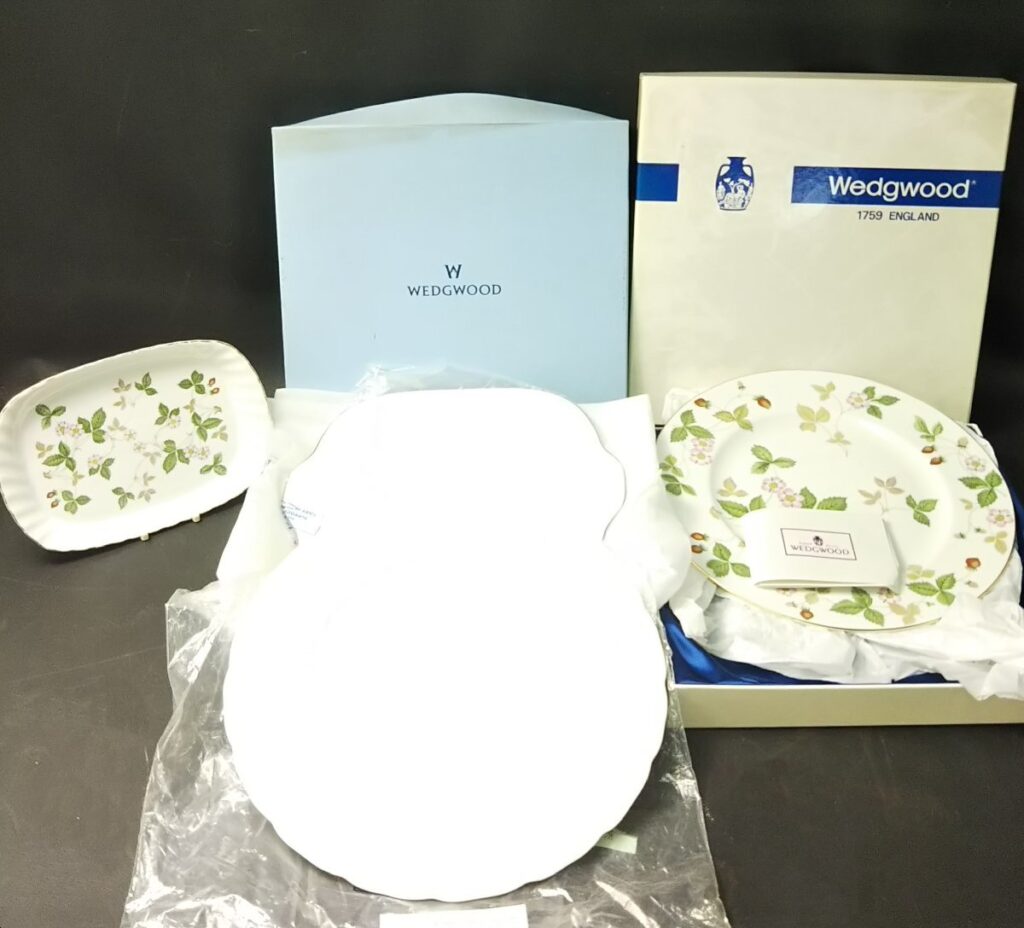 未使用多 WEDGWOOD ウェッジウッド プレート/皿/ディッシュ いろいろまとめて ワイルドストロベリー 洋食器