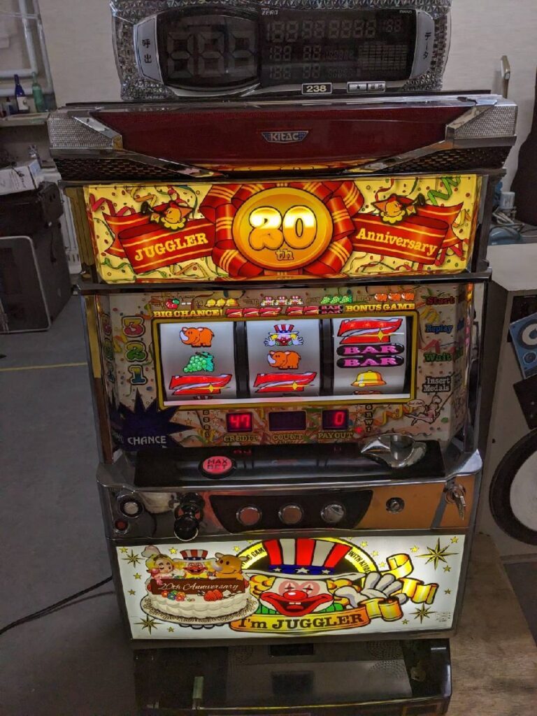 パチスロ実機 アイムジャグラー EX 20th anniversary コイン不要機付き ドアキー 設定キー