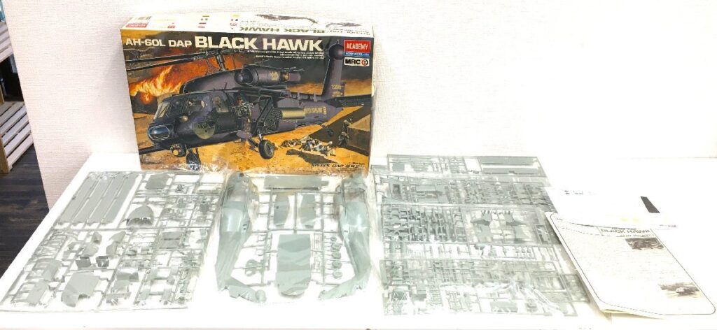 ACADEMY アカデミー AH-60L DAP BLACK HAWK ブラックホーク 1/35
