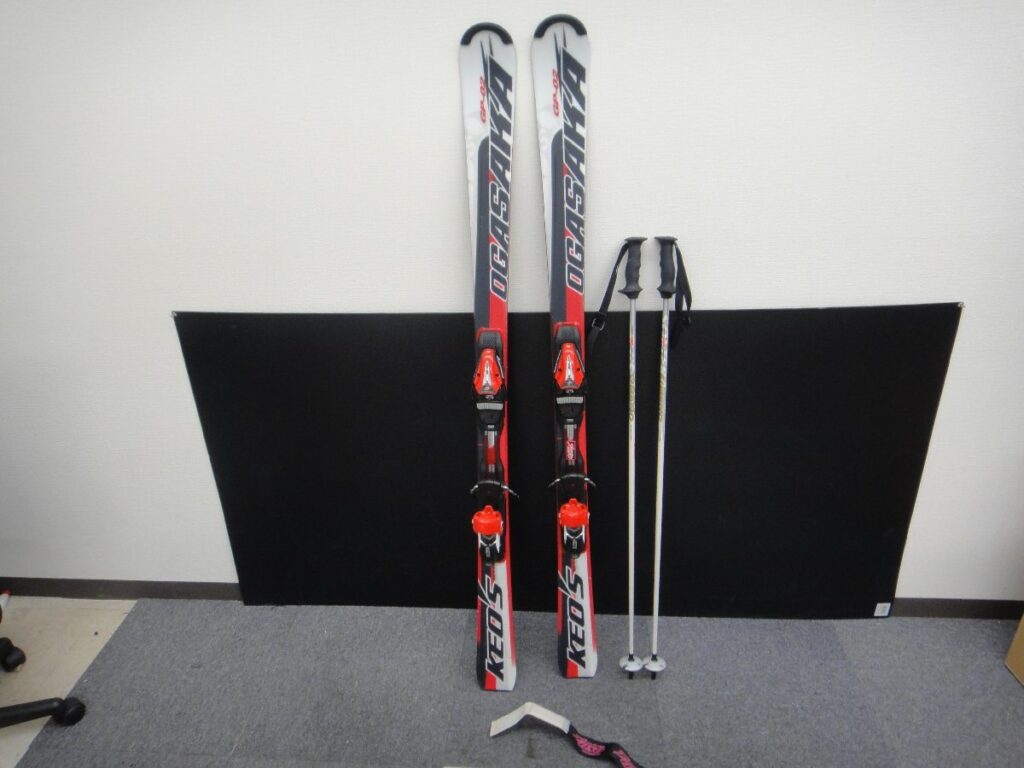 OGASAKA KEOS GP-02 スキー板 155cm/ビンディング TYROLIA FULL DIAGONAL/ストック SINANO